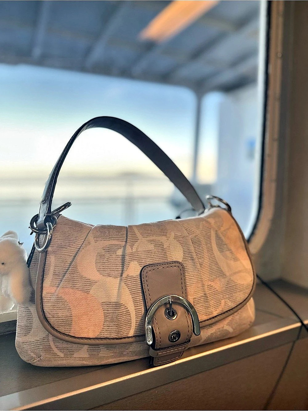 Vintage Coach Soho Flap Bag - Grey/Pink Optic C Woven Jacquard
